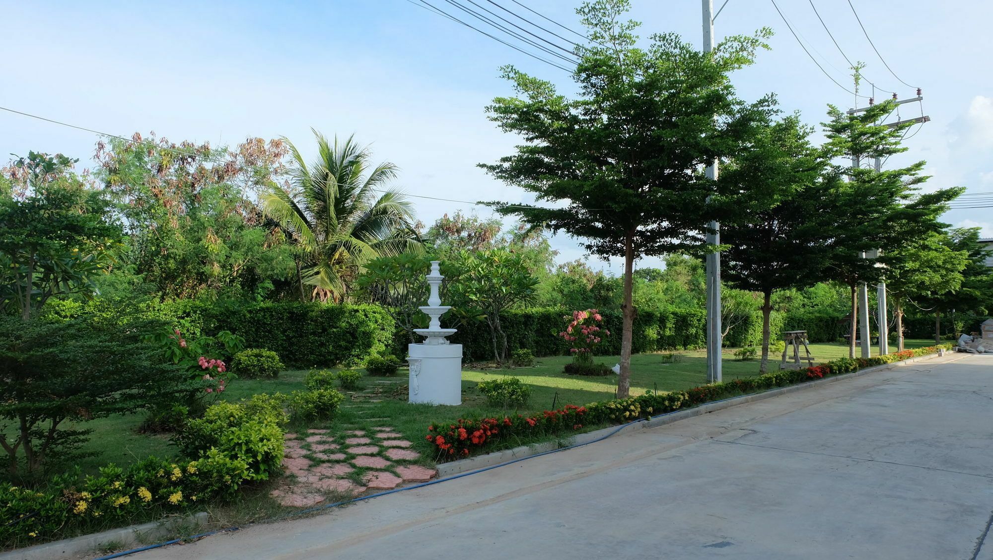 Dream House Hotel Pran Buri Exterior photo